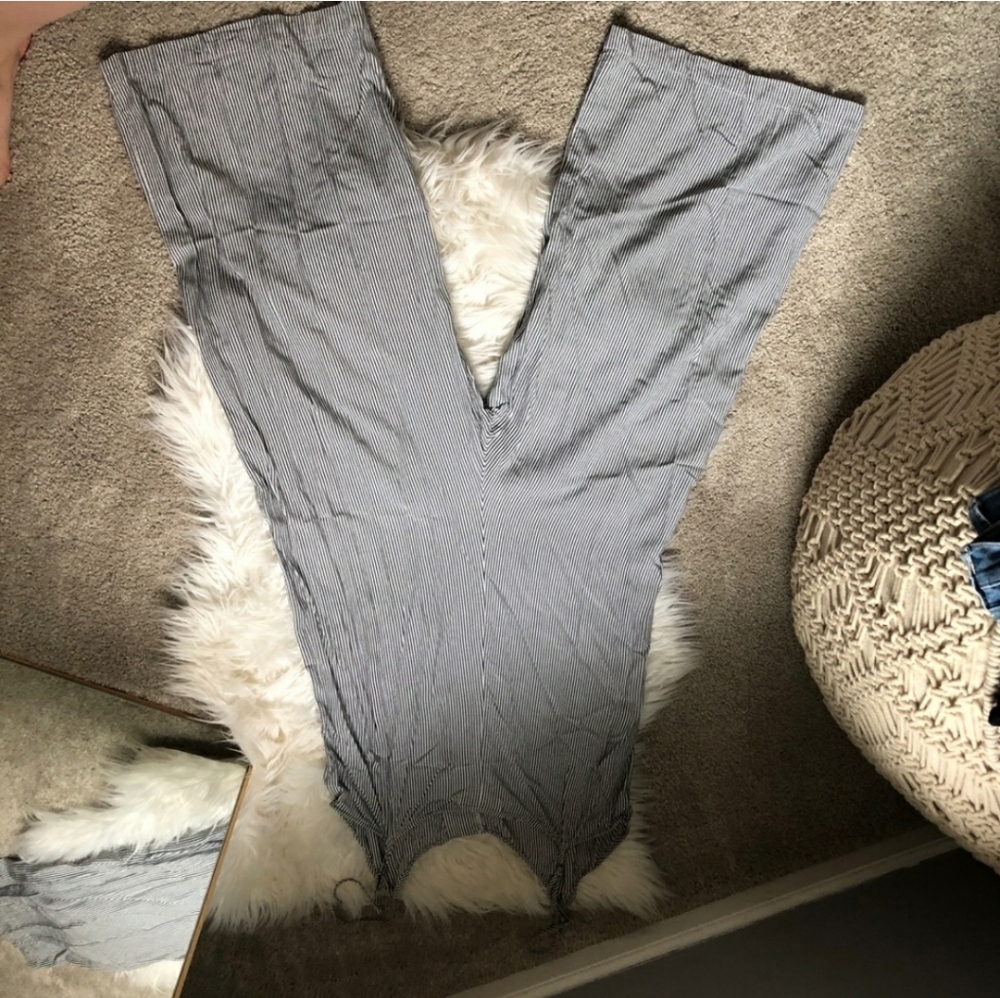 Cloth & Stone Jumpsuit - Picture 3 of 3